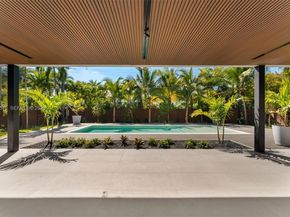 6450 SW 82nd St, Miami FL 33143