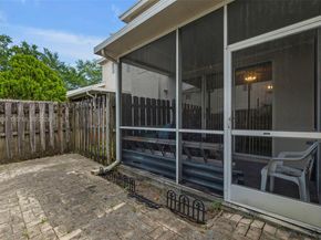 783 NW 42nd Pl, Deerfield Beach FL 33064