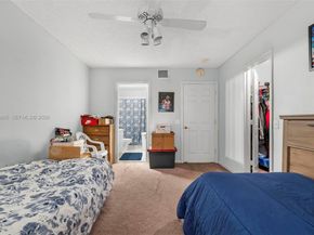 783 NW 42nd Pl, Deerfield Beach FL 33064