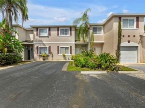 783 NW 42nd Pl, Deerfield Beach FL 33064