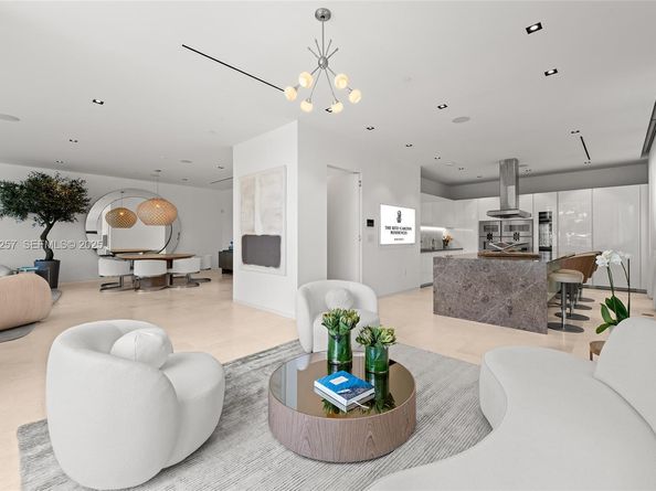 1031 W 48th st, Miami Beach FL 33140