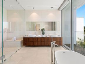 1031 W 48th st, Miami Beach FL 33140