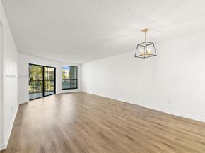 7547 Fairfax Dr 210, Tamarac FL 33321