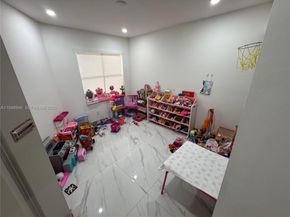 4957 Tradewinds Ter 704, Dania Beach FL 33312