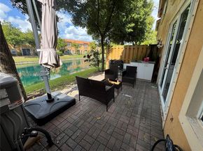 4957 Tradewinds Ter 704, Dania Beach FL 33312