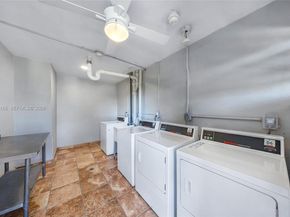 1750 NE 191st St 3264, Miami FL 33179