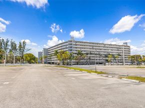 1750 NE 191st St 3264, Miami FL 33179