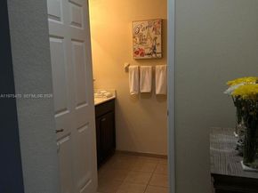 17135 SW 96 St, Miami FL 33196