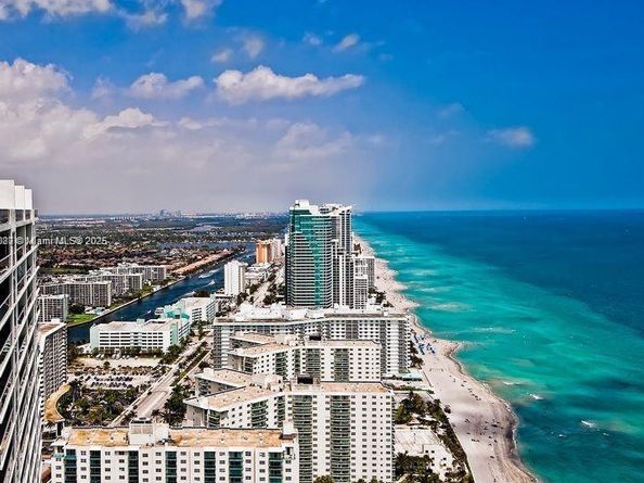 2200 E Hallandale Beach Blvd 502, Hallandale Beach FL 33009