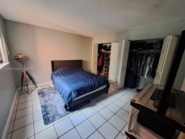 9410 W Flagler St 208, Miami FL 33174