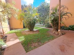 9410 W Flagler St 208, Miami FL 33174