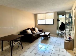 9410 W Flagler St 208, Miami FL 33174