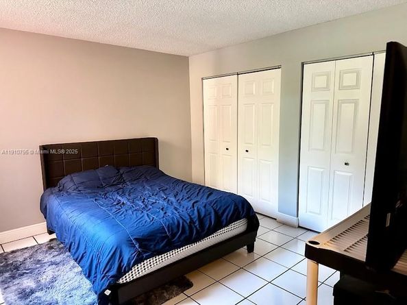 9410 W Flagler St 208, Miami FL 33174