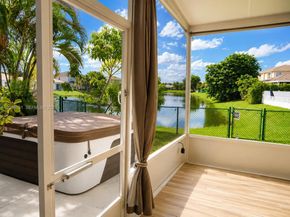 1611 SE 16th St, Homestead FL 33035