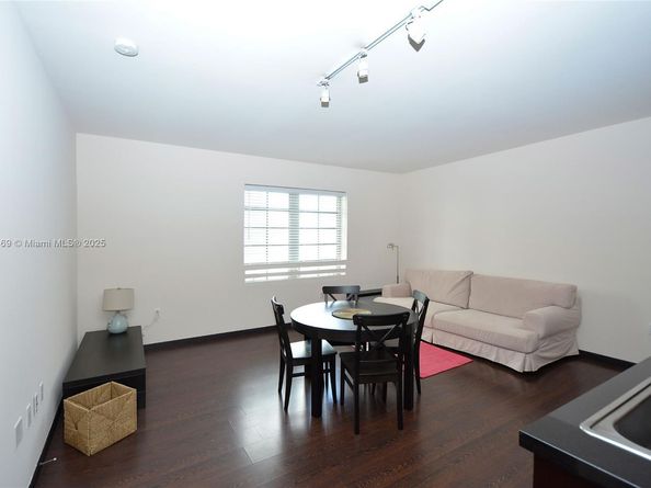 435 21st St 205, Miami Beach FL 33139