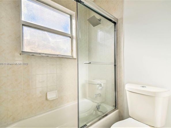 4951 SW 158th Ave, Miramar FL 33027