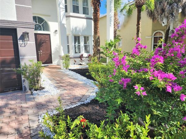 4951 SW 158th Ave, Miramar FL 33027