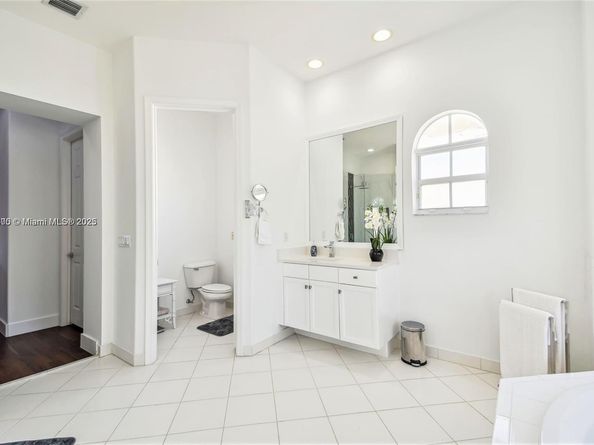 4951 SW 158th Ave, Miramar FL 33027