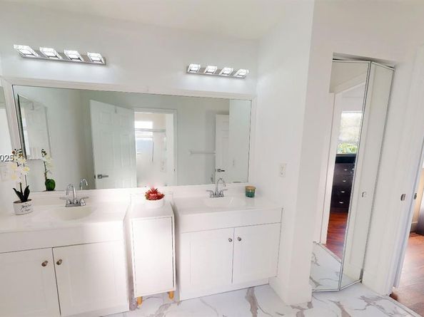 4951 SW 158th Ave, Miramar FL 33027