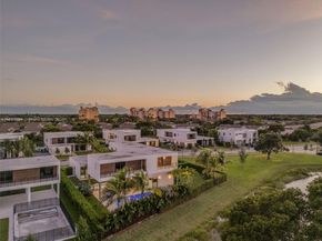 Undisclosed Address #A11881351, Weston FL 33326