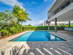Undisclosed Address #A11881351, Weston FL 33326