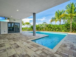 Undisclosed Address #A11881351, Weston FL 33326