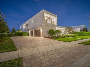 Undisclosed Address #A11881351, Weston FL 33326