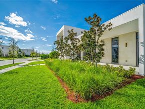 Undisclosed Address #A11881351, Weston FL 33326