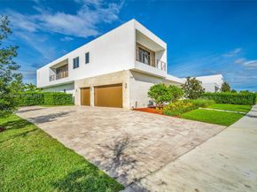Undisclosed Address #A11881351, Weston FL 33326