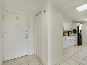 8401 NW 8 St 401, Miami FL 33126