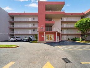8401 NW 8 St 401, Miami FL 33126