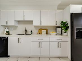 8401 NW 8 St 401, Miami FL 33126