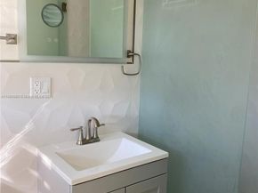 6090 SW 63rd Ave, South Miami FL 33143