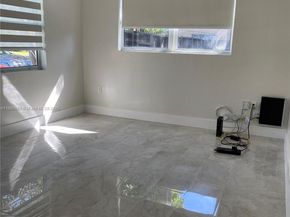 6090 SW 63rd Ave, South Miami FL 33143