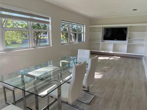 6090 SW 63rd Ave, South Miami FL 33143