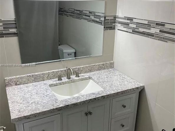 2101 Atlantic Shores Blvd 402, Hallandale Beach FL 33009