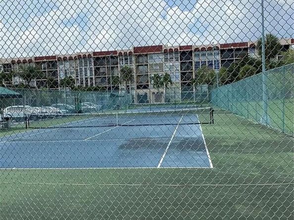 2101 Atlantic Shores Blvd 402, Hallandale Beach FL 33009