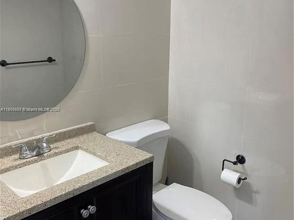 2101 Atlantic Shores Blvd 402, Hallandale Beach FL 33009