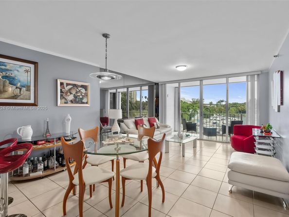 1700 NW N River Dr 308, Miami FL 33125