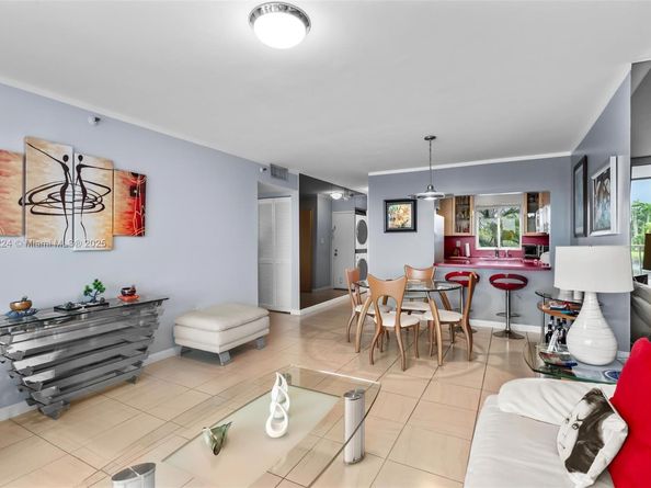 1700 NW N River Dr 308, Miami FL 33125