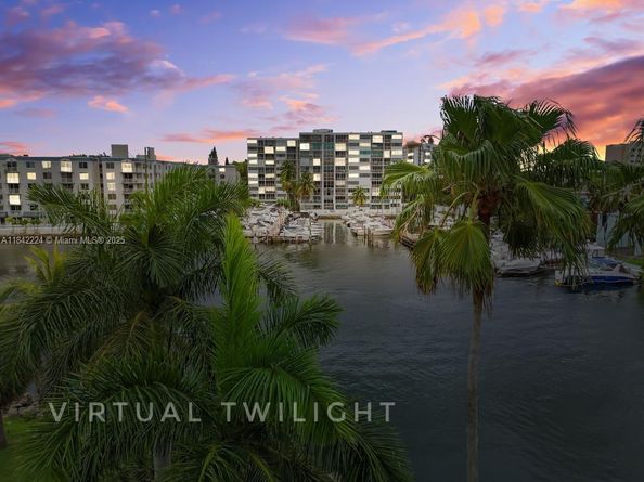 1700 NW N River Dr 308, Miami FL 33125