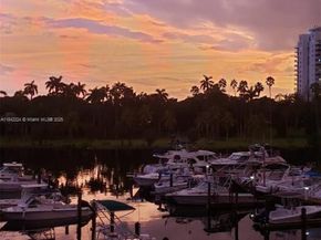 1700 NW N River Dr 308, Miami FL 33125
