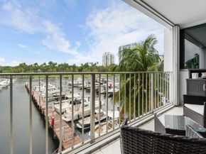1700 NW N River Dr 308, Miami FL 33125