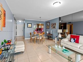 1700 NW N River Dr 308, Miami FL 33125