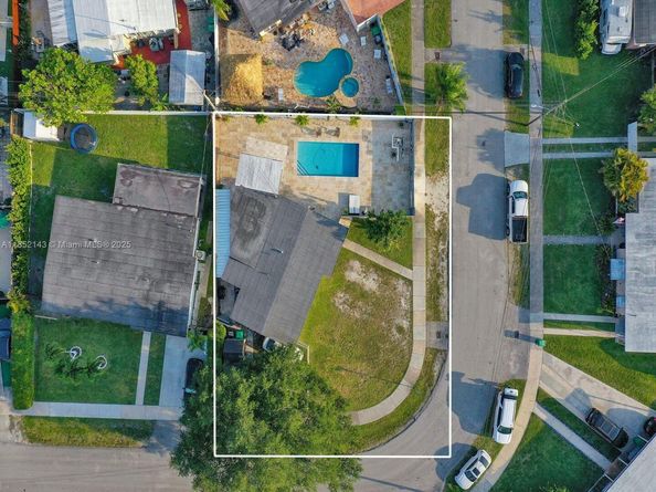 4721 SW 108th Ave, Miami FL 33165