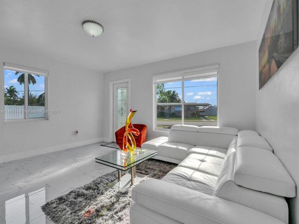 4721 SW 108th Ave, Miami FL 33165