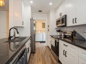 1530 N 69th Way, Hollywood FL 33024