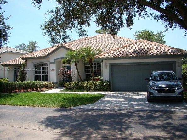 3502 Dunes Vista Dr, Pompano Beach FL 33069