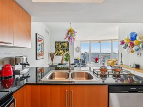 1750 N Bayshore Dr 2101, Miami FL 33132