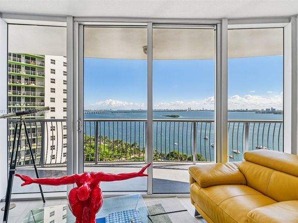 1750 N Bayshore Dr 2101, Miami FL 33132